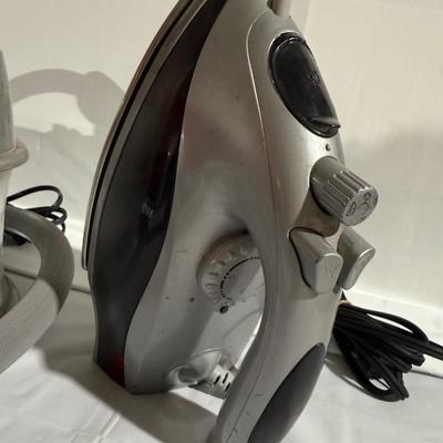 Steam Iron plus Iron