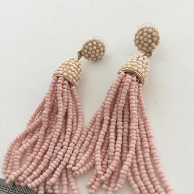 Light pink dangle beaded earrings
