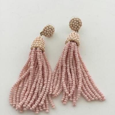 Light pink dangle beaded earrings
