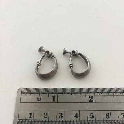 Pat pending silver tone clip on vintage earrings