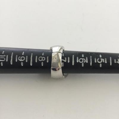 Stretchy rhinestone costume ring
