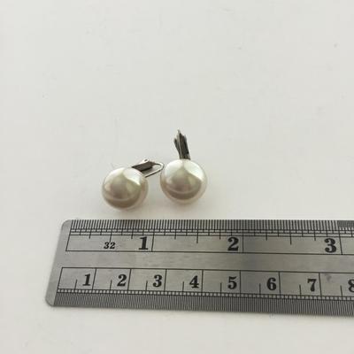 Faux pearl vintage clip on earrings