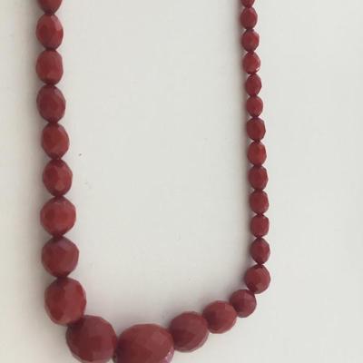 Red beaded fashion necklace