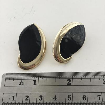 Gold tone black vintage clip on earrings