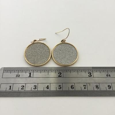 Gold tone dangle sparkly earrings