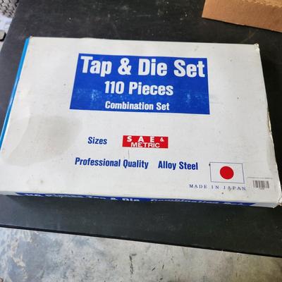 118 pieces Tap & Die Set SAE & Metric