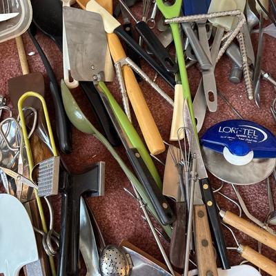 Kitchen utensils