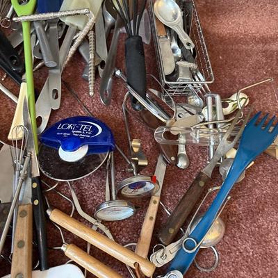 Kitchen utensils