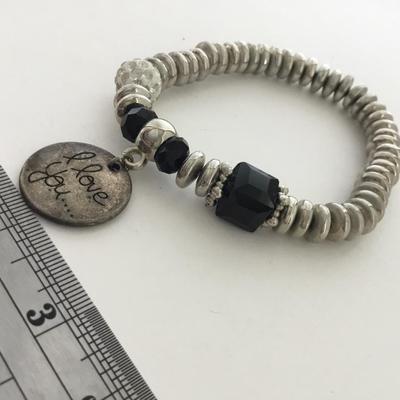 I love you charm beaded stretchy bracelet