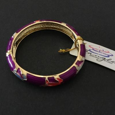 Beautiful Hawaiian sea turtle enamel bangle bracelet
