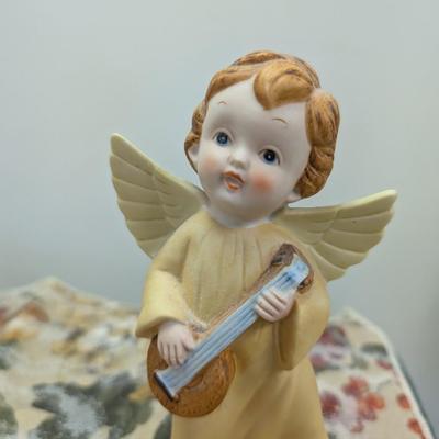 Sale Photo Thumbnail #45: 3 vintage ceramic angels.