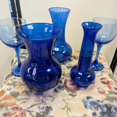 Sale Photo Thumbnail #46: 3 blue vases with 2 wine glasses.