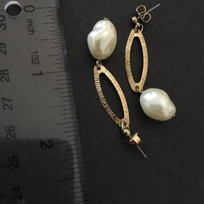 Beautiful faux pearl dangle earrings