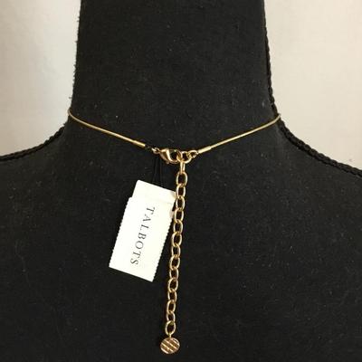 Beautiful Talbots faux pearl necklace