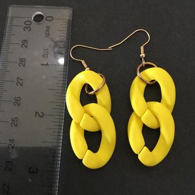 Cute, yellow, chain-link statement earrings