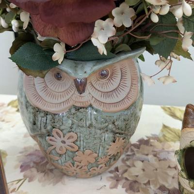 Sale Photo Thumbnail #106: Owl ceramic vase and owl figure decor and picture frame.