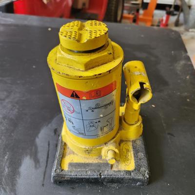 Ford Yellow OEM Superduty 4 Ton Bottle Jack