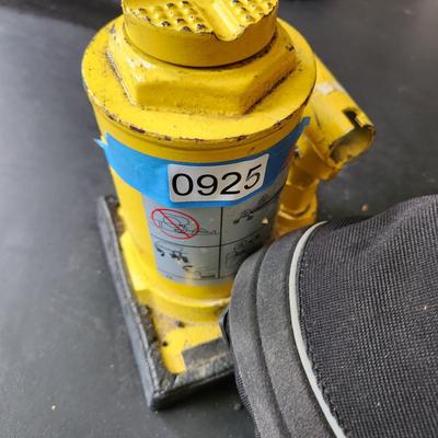 Ford Yellow OEM Superduty 4 Ton Bottle Jack