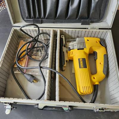 DeWalt DW321 Heavy-Duty 6.5 Amp Variable Speed Corded Jig Saw W Case Tested