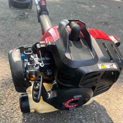 Troy Bilt 27cc Weed Wacker