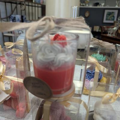 Sale Photo Thumbnail #120: Candle