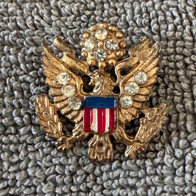 WW 2 - US Army Eagle Pin, a piece of "sweetheart jewelry"
