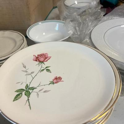 Dinnerware/ China. Mixed Lot