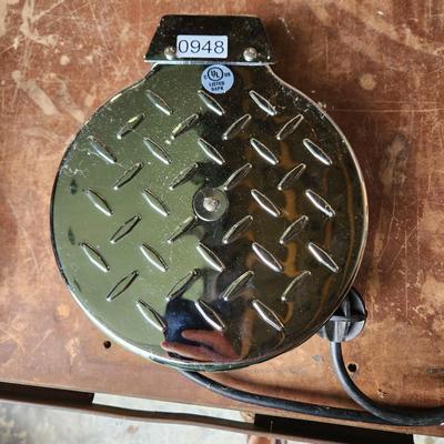 3 Way Cord Reel w Wall Mount