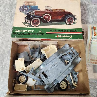 Cast Metal Model Cars Hubley Model A (open box) 1929 Model A Station Wagon (sealed)