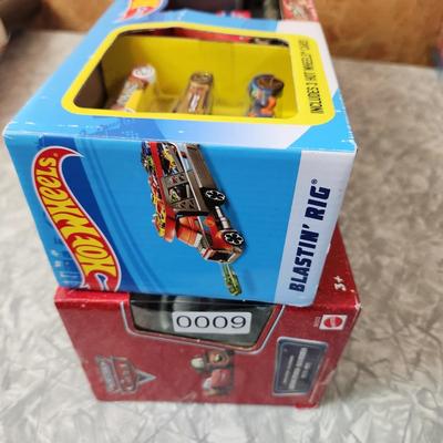 Hot Wheels Blasting Rig , Pixar The World of Cars Tyco RC