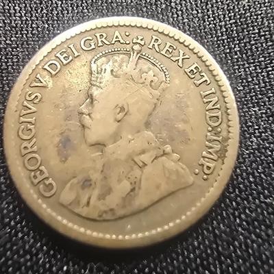 1901 CANADIAN DIME & 1916 CANADIAN 5 CENTS