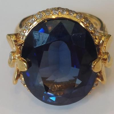 GIA CERTIFIED LAB GROWN SAPPHIRE RING