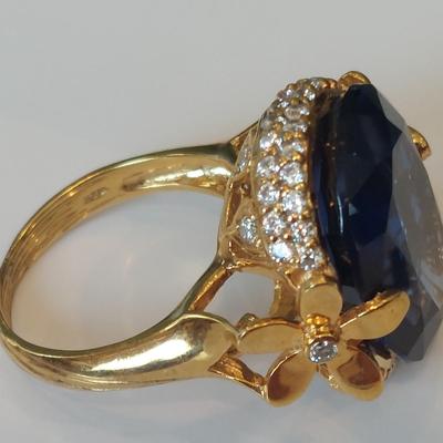 GIA CERTIFIED LAB GROWN SAPPHIRE RING
