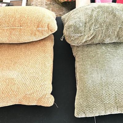 Green/Gold Pillow Lot