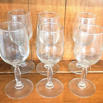 6 Wine Glasses