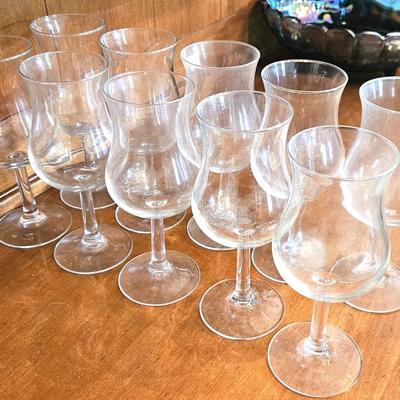 10 Wine Glasses