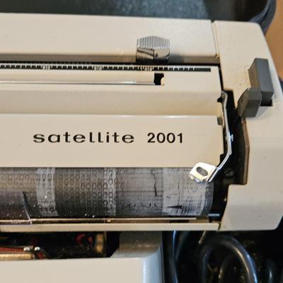 2001 Vintage Satellite Typewriter