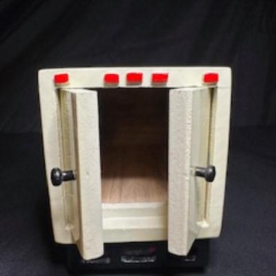 HANDCRAFTED WOODEN BOX TRUCK