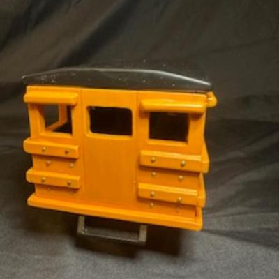 HANDCRAFTED WOODEN SCHOOL BUS
