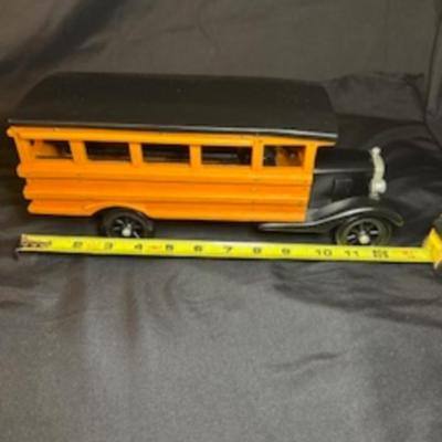 HANDCRAFTED WOODEN SCHOOL BUS