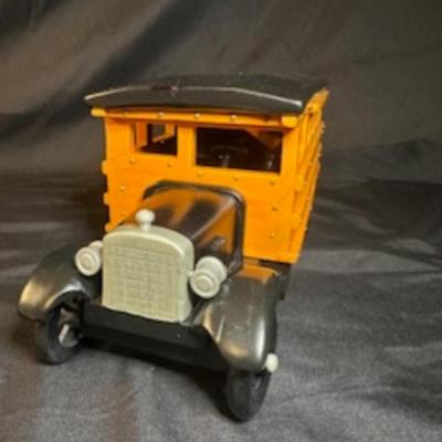 HANDCRAFTED WOODEN SCHOOL BUS