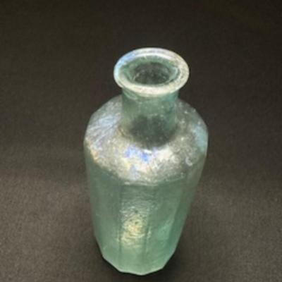 ANTIQUE BOTTLES