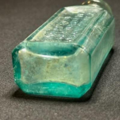 ANTIQUE BOTTLES