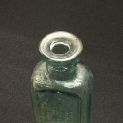 ANTIQUE BOTTLES