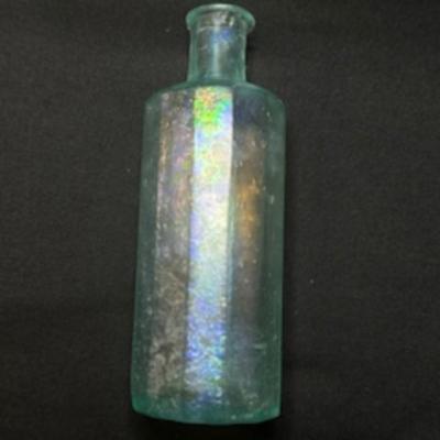 ANTIQUE BOTTLES