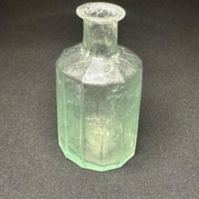 ANTIQUE BOTTLES