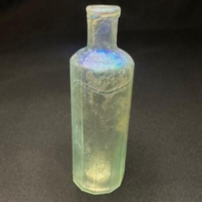 ANTIQUE BOTTLES