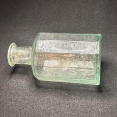 ANTIQUE BOTTLES