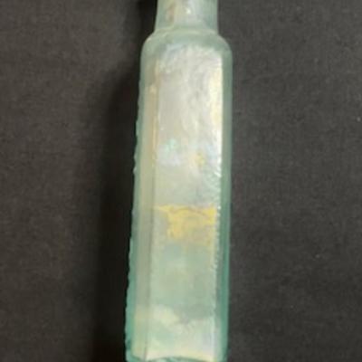 ANTIQUE BOTTLES