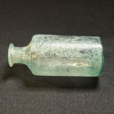 ANTIQUE BOTTLES